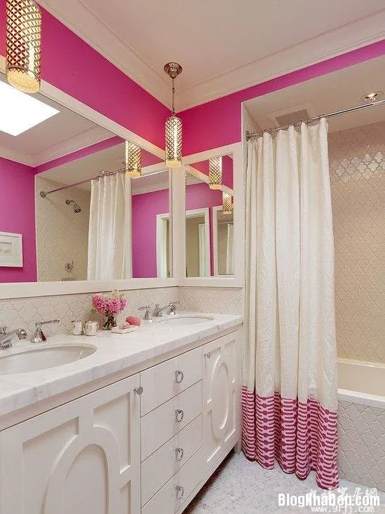 20141020085248403 Những ý tưởng thiết kế phòng tắm màu hồng thu hút